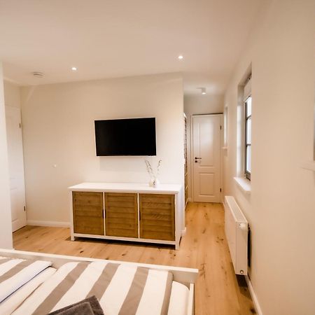 Ferienhaus Meeresschatz Zingst Esterno foto